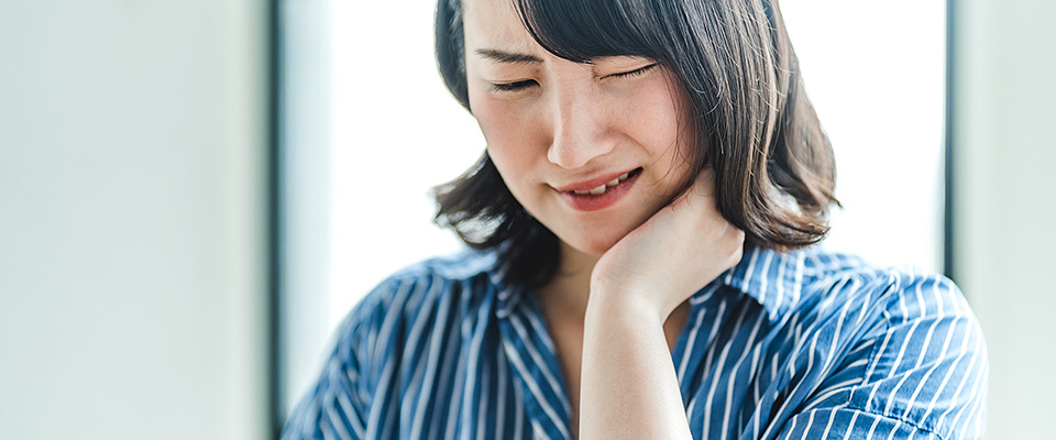 インプラントで冷たいものが歯にしみることがある？　原因と対策を解説
