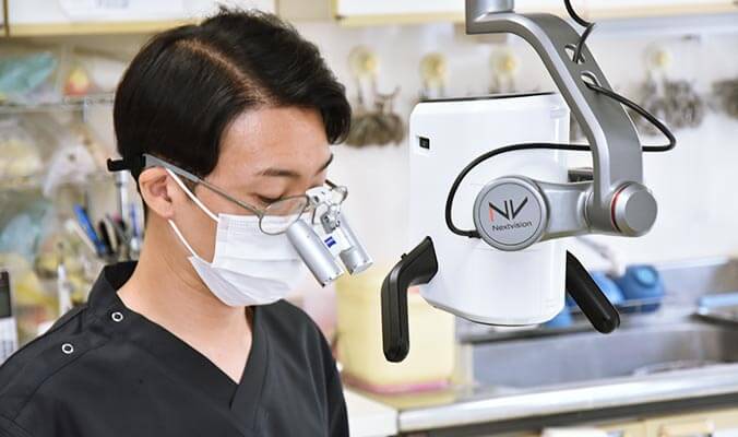 横浜市中区にある矯正歯科 秋元歯科クリニックの診療風景